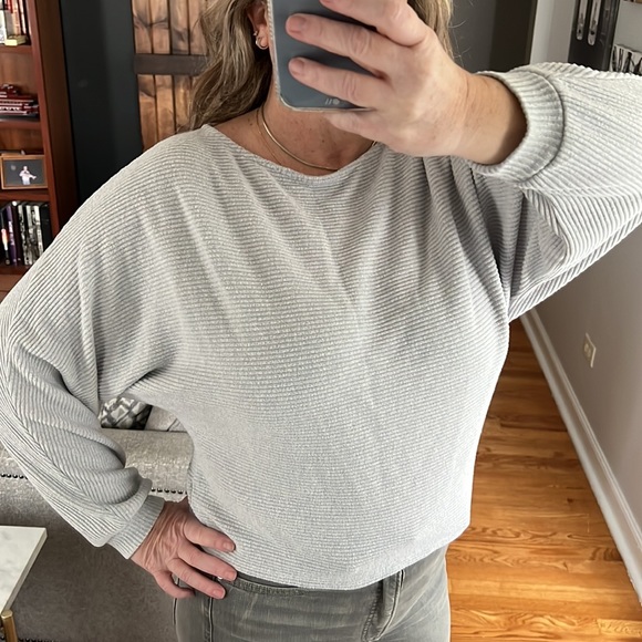 EXPRESS Ribbed Dolman Sleeve Top - Picture 8 of 9